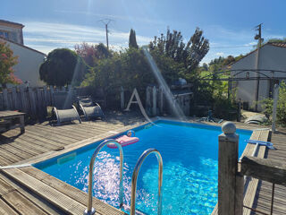 Maison à vendre 12 pièces 253 m²