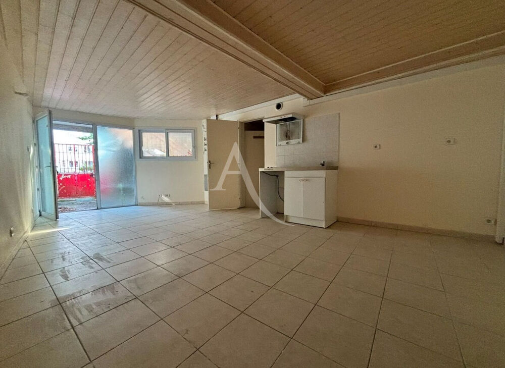 LA ROCHE SUR YON LOCAL A VENDRE