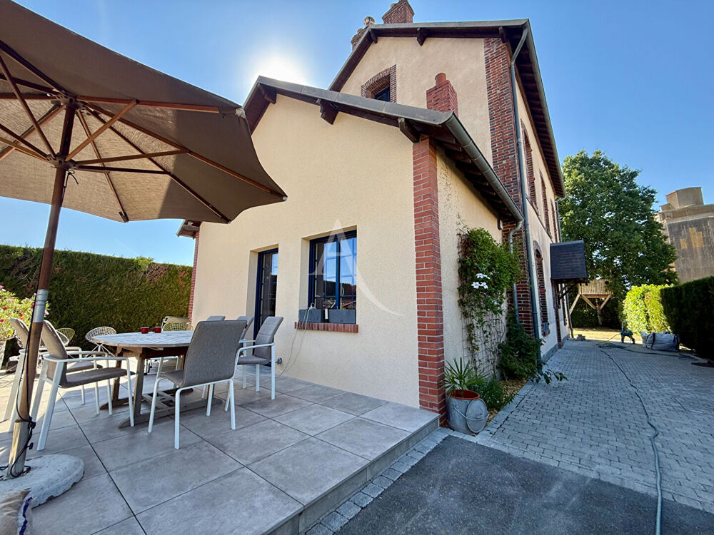 Maison 5 pièces 148 m² · à Fains la Folie · 148 m² · 274 000 €