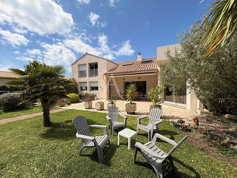 Une maison familiale rare : le calme absolu, la nature en ville!!!