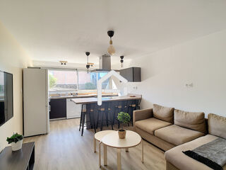  Appartement à louer 4 pièces 66 m²