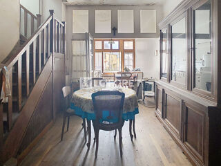  Immeuble � vendre 11 pi�ces 300 m�