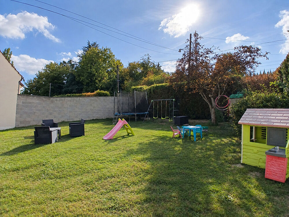 Maison Villiers Sur Morin 4 pièce(s) 109 m2