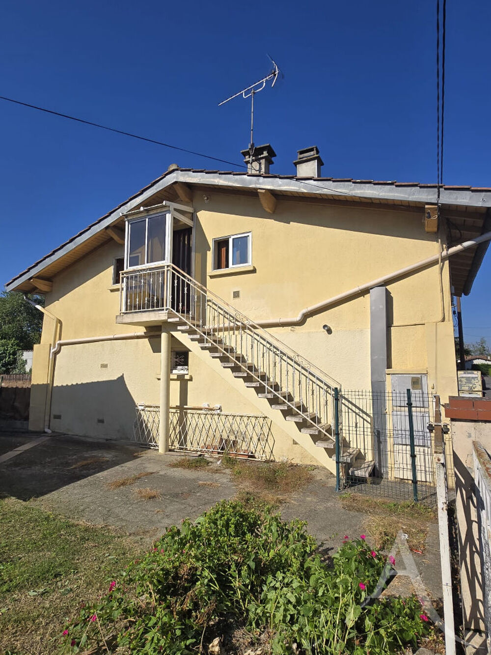 Maison de 91 m² avec jardin- divisée en 2 appartement loués