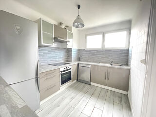  Appartement � vendre 4 pi�ces 71 m�