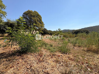  Terrain à vendre 831 m²