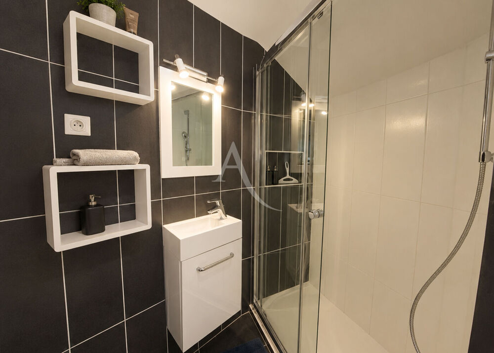 Vente Appartement Appartement  1 pièce(s) 19 m2 Nantes