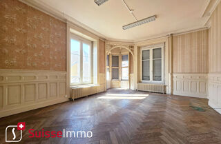  Immeuble � vendre 692 m�