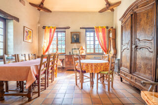  Villa � vendre 11 pi�ces 260 m�