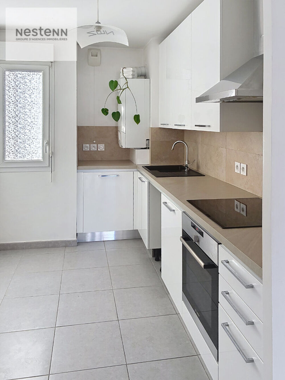 Vente Appartement A vendre : Appartement 3 piècesà Toulon +garage- Secteur Saint Roch Toulon