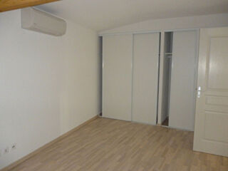  Appartement  louer 4 pices 93 m
