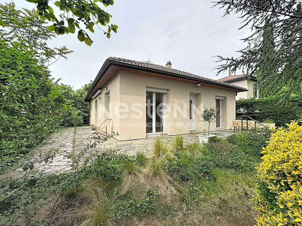 Vente Maison Maison individuelle type 5 pièces avec 3 chambres 2 garages et 2 place de parking - 69500 BRON Bron
