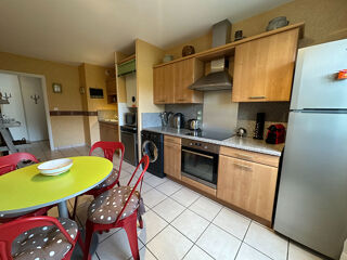  Appartement à louer 3 pièces 78 m²