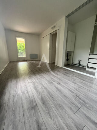  Appartement à louer 4 pièces 78 m²