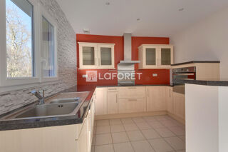  Maison à louer 4 pièces 83 m²