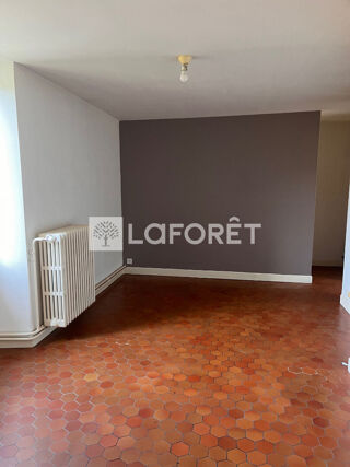  Appartement à louer 3 pièces 55 m²