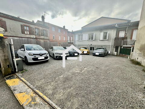  Parking / Garage � louer 7 pi�ces 