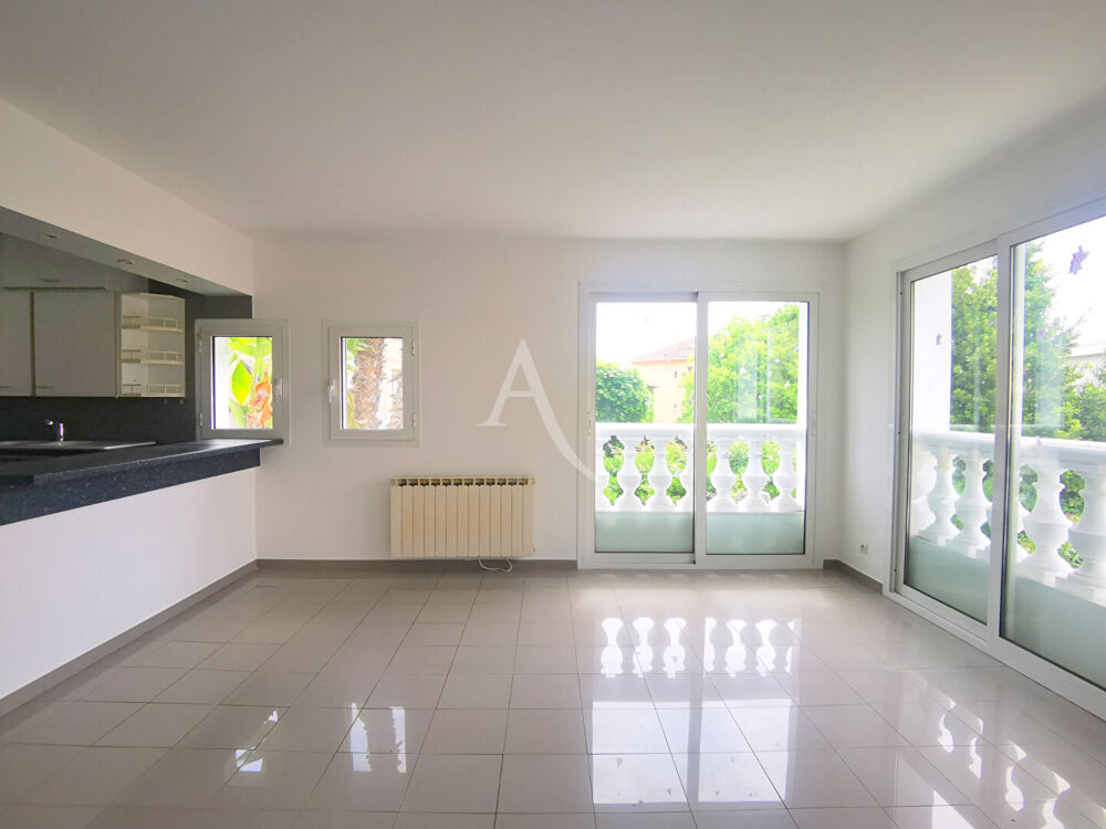 NICE NORD : 2 PIECES DANS PETITE COPROPRIETE TYPE VILLA