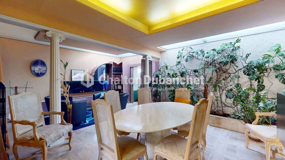Vente Maison PLEIN COEUR DE ROANNE - MAISON DE VILLE AVEC GARAGE À FORT POTENTIEL Roanne