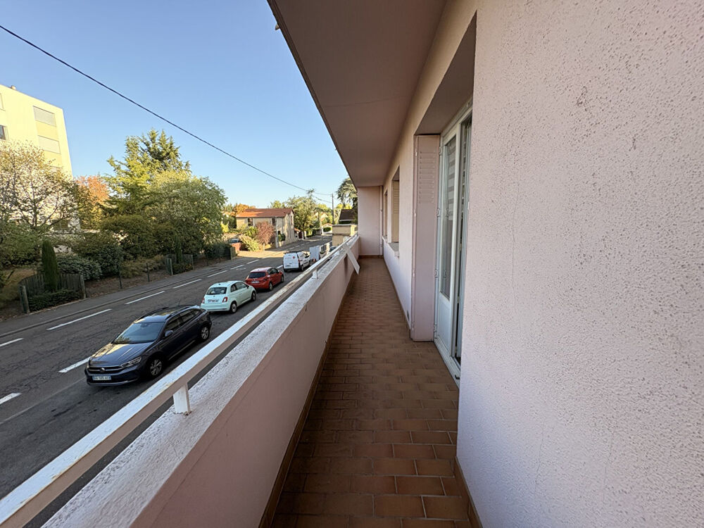 Appartement T3 de 69,82 m² avec garage, cave et balcons