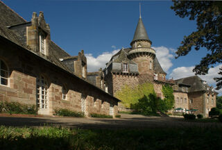  Villa � vendre 15 + pi�ces 