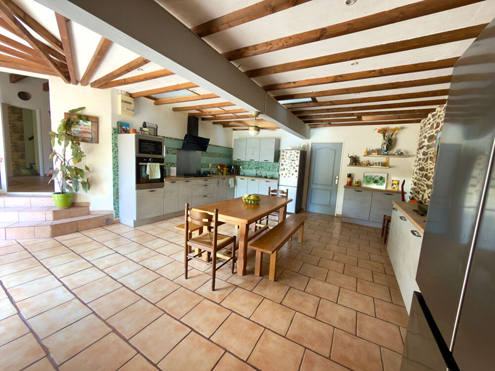 Vente Maison MAISON DE CARACTÈRE  - 220 m² - 8  PIECES - 5 CHAMBRES  - JARDIN - DIVISIBLE EN 2 MAISONS - CHARME ET AUTHENTICITÉ  à REQUISTA - Requista