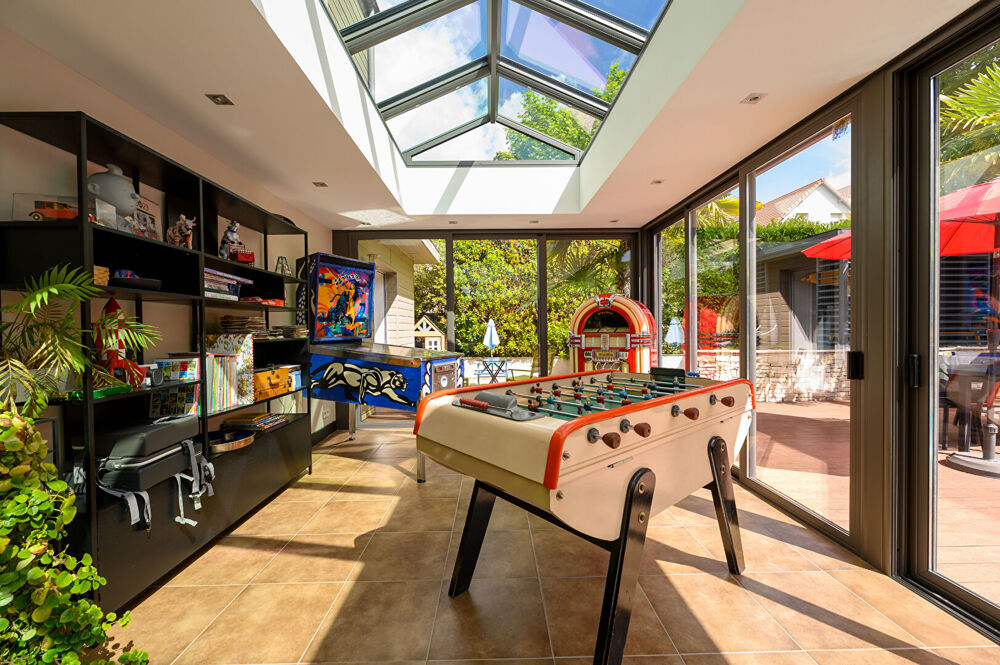 Vente Maison Villa de prestige coeur de ville historique  proche Verrières le Buisson, , rare sur le marché Massy