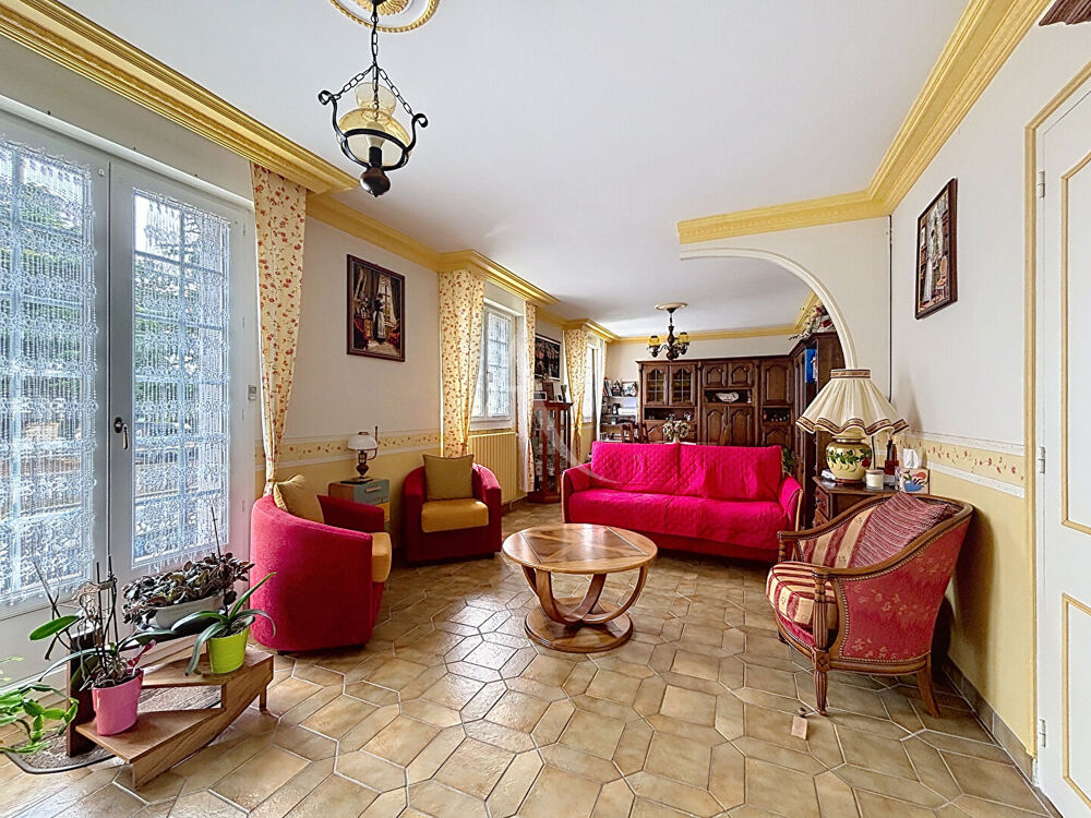 Maison Montjean 5 pièce(s)
