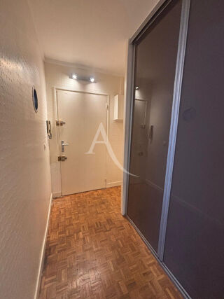  Appartement à louer 2 pièces 40 m²