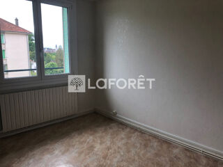  Appartement à louer 3 pièces 57 m²