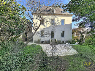  Maison � vendre 9 pi�ces 183 m�