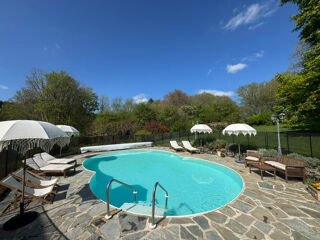  Villa � vendre 15 + pi�ces 614 m�