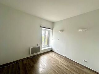  Appartement à louer 3 pièces 68 m²
