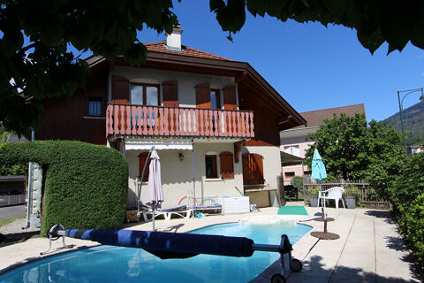 SPACIEUSE MAISON GIRAUD avec PISCINE - Saint Sigismond ALBERTVILLE 665600 Albertville (73200)