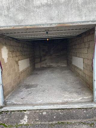  Parking / Garage � vendre 