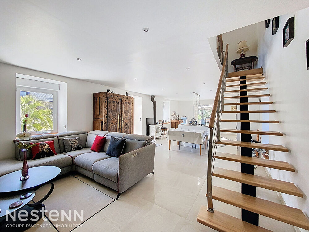 Magnifique propriété de 396m², 4 habitations, 4 hectares de terrain sur SCAER