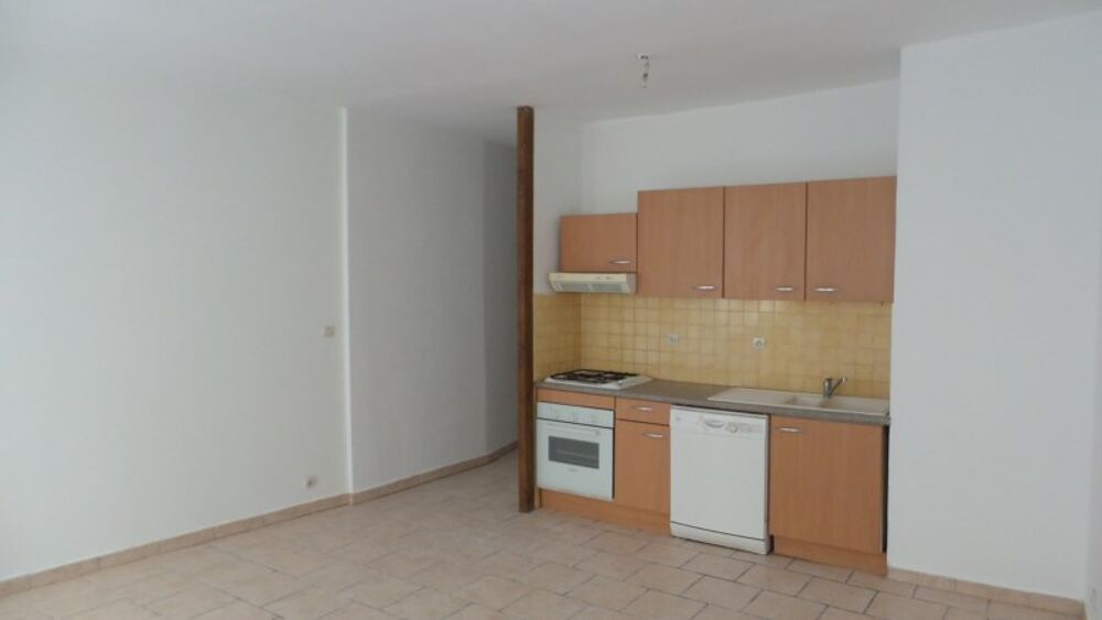 Location Appartement APPARTEMENT DEUX CHAMBRES AVEC BALCON 1ER ETAGE CENTRE VILLE ORANGE Orange