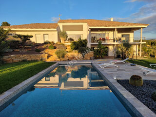  Maison � vendre 8 pi�ces 320 m�