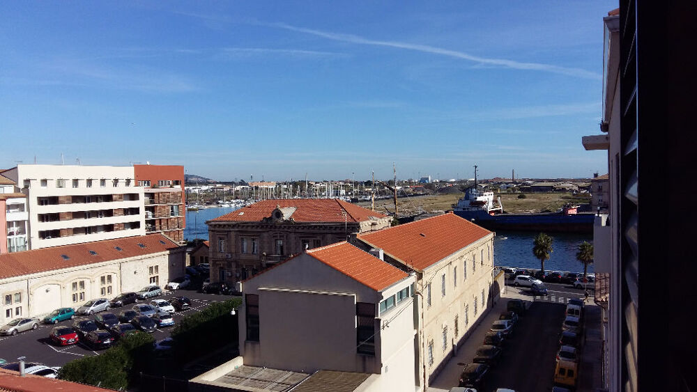 Appartement T2 avec parking - Dernier étage - Résidence récente - Sète