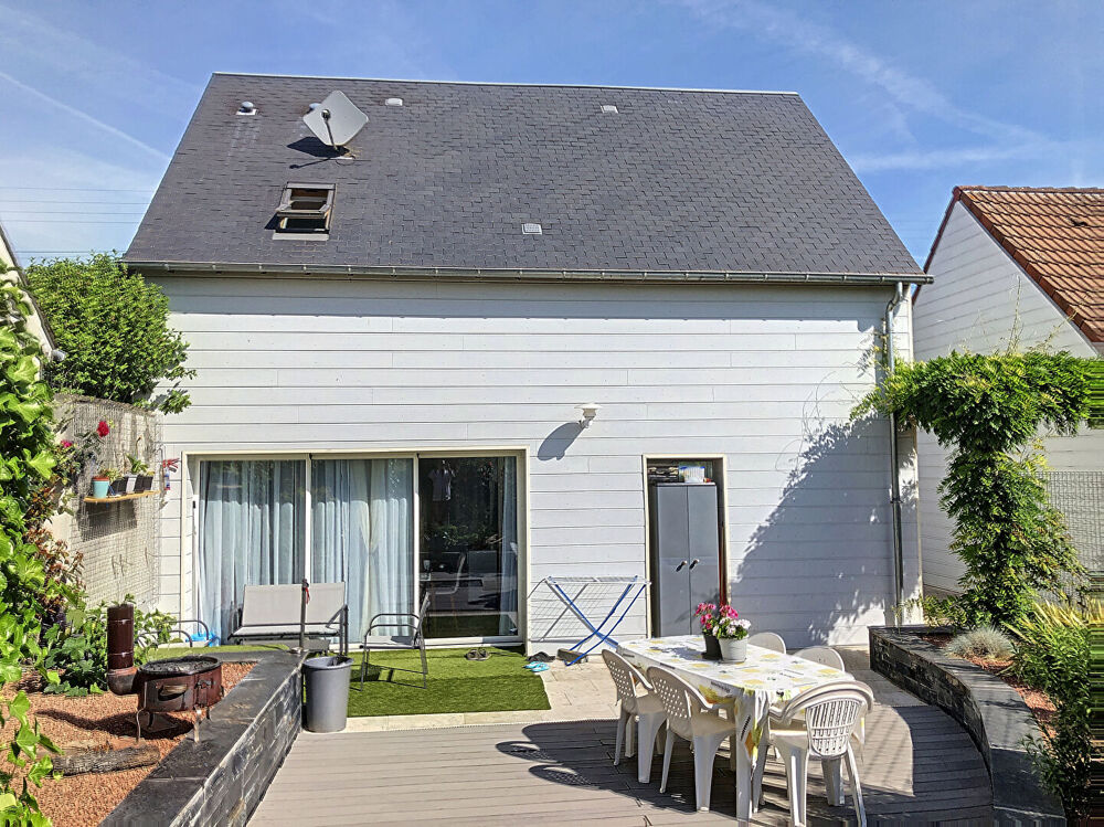 Ensemble immobilier d'exception à Vineuil ? Vue imprenable sur le Cosson !