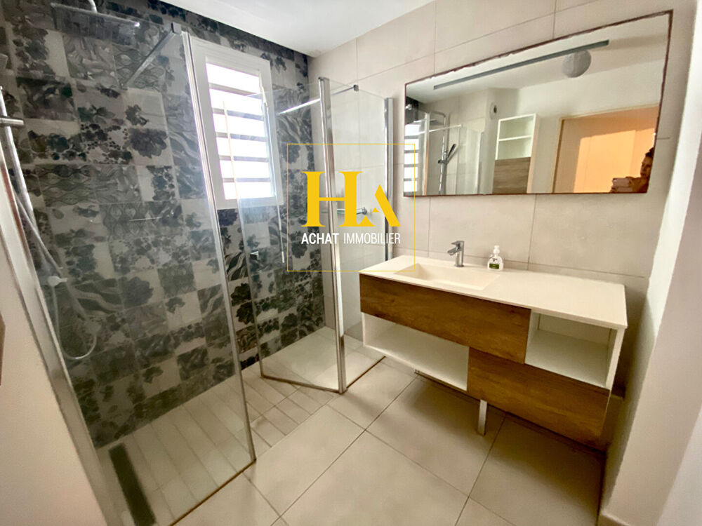 � vendre  Appartement Saint-Gilles Les Bains (97434)