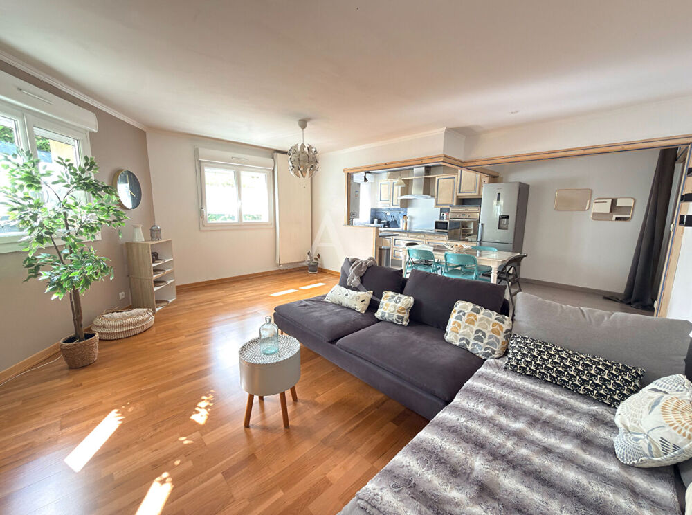 Location Appartement APPARTEMENT F2 DE 70M2 MEUBLÉ METZ GARE Metz
