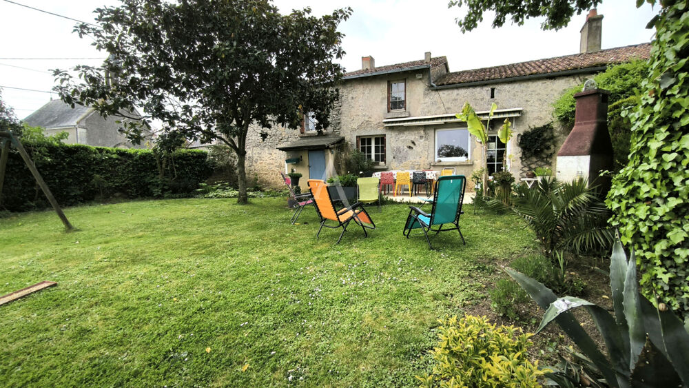 Maison 6 pièces 115 m² · à Martigne Briand · 115 m² · 124 740 €