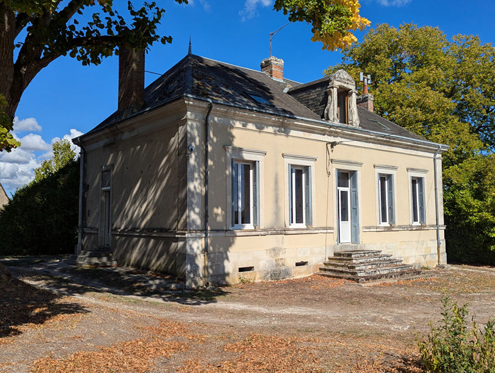 Vente Maison INDRE - Presbytère historique de 5 chambres situé dans le Parc national de la Brenne. Villiers