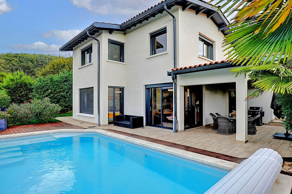 � vendre  Maison Saint-Cyr-au-Mont-d'Or (69450)