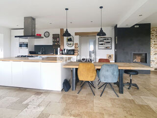  Maison � vendre 5 pi�ces 218 m�