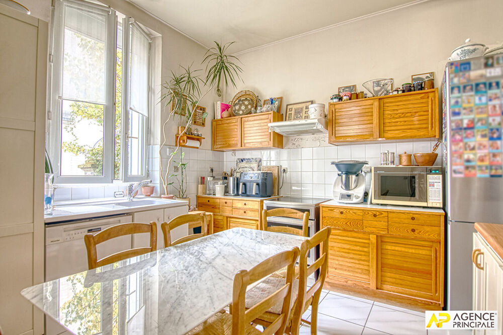 à vendre  Maison Versailles (78000)