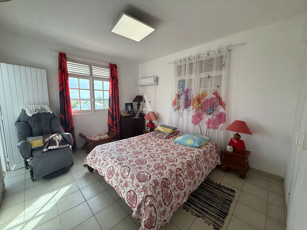 Vente Maison Maison au calme à Saint-François Fort potentiel locatif Saint francois