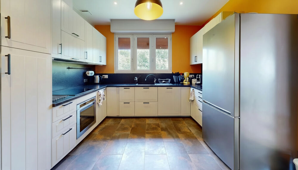 à vendre  Maison Cambo-les-Bains (64250)