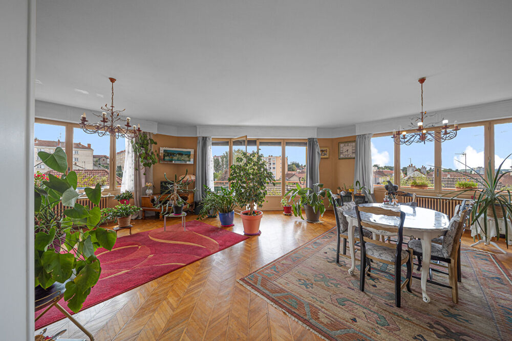 Superbe Appartement Montceau Les Mines 7 pièces 166.58 m2
